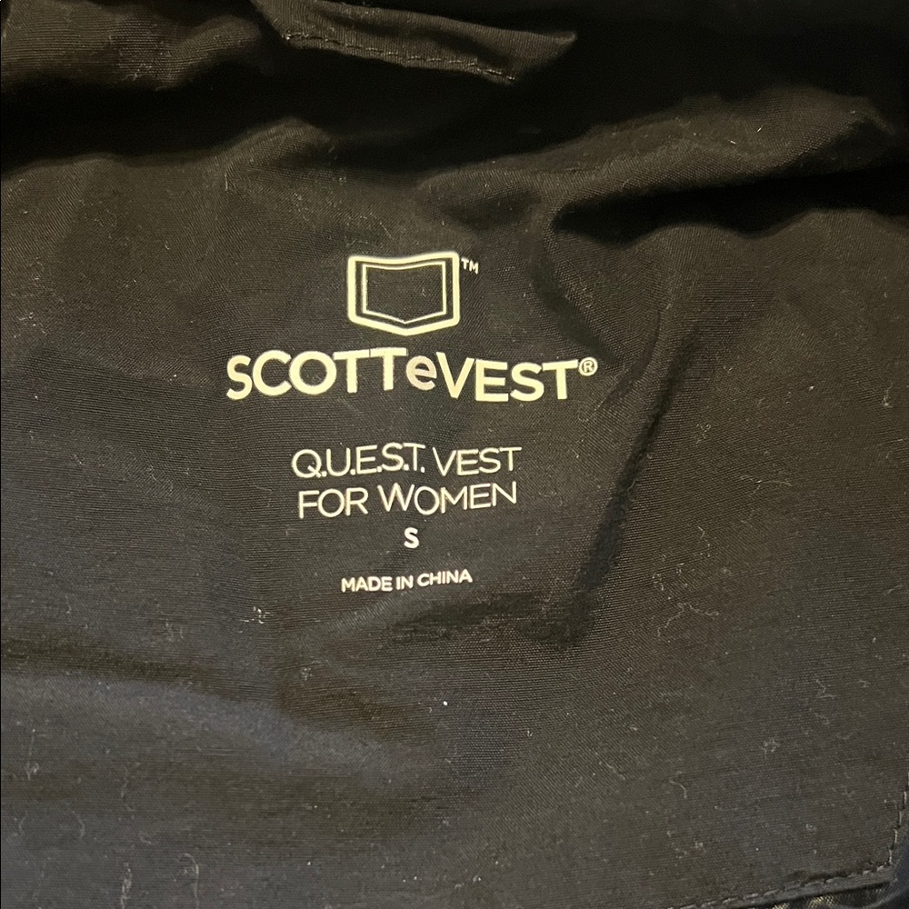 Scottevest Black Women's Utility Vest - Picture 2 of 4